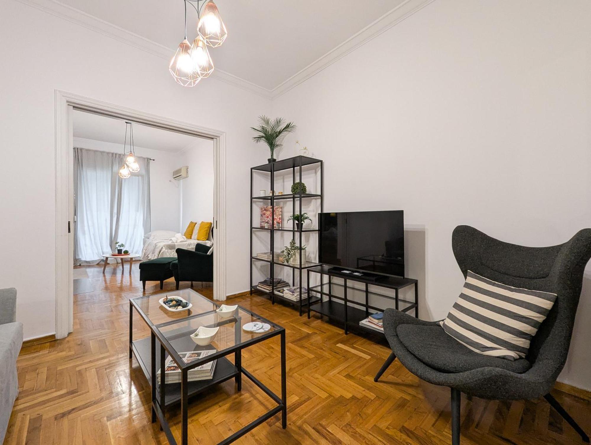 Spacious Apt For 5 Guests Next To Acropolis&Metro أثينا المظهر الخارجي الصورة