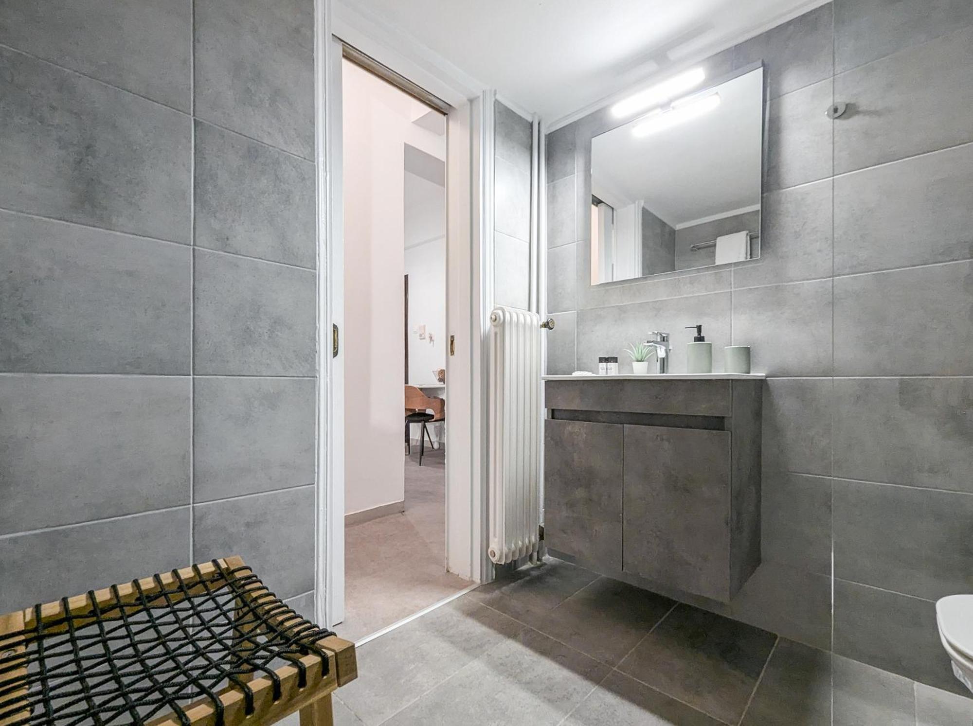 Spacious Apt For 5 Guests Next To Acropolis&Metro أثينا المظهر الخارجي الصورة