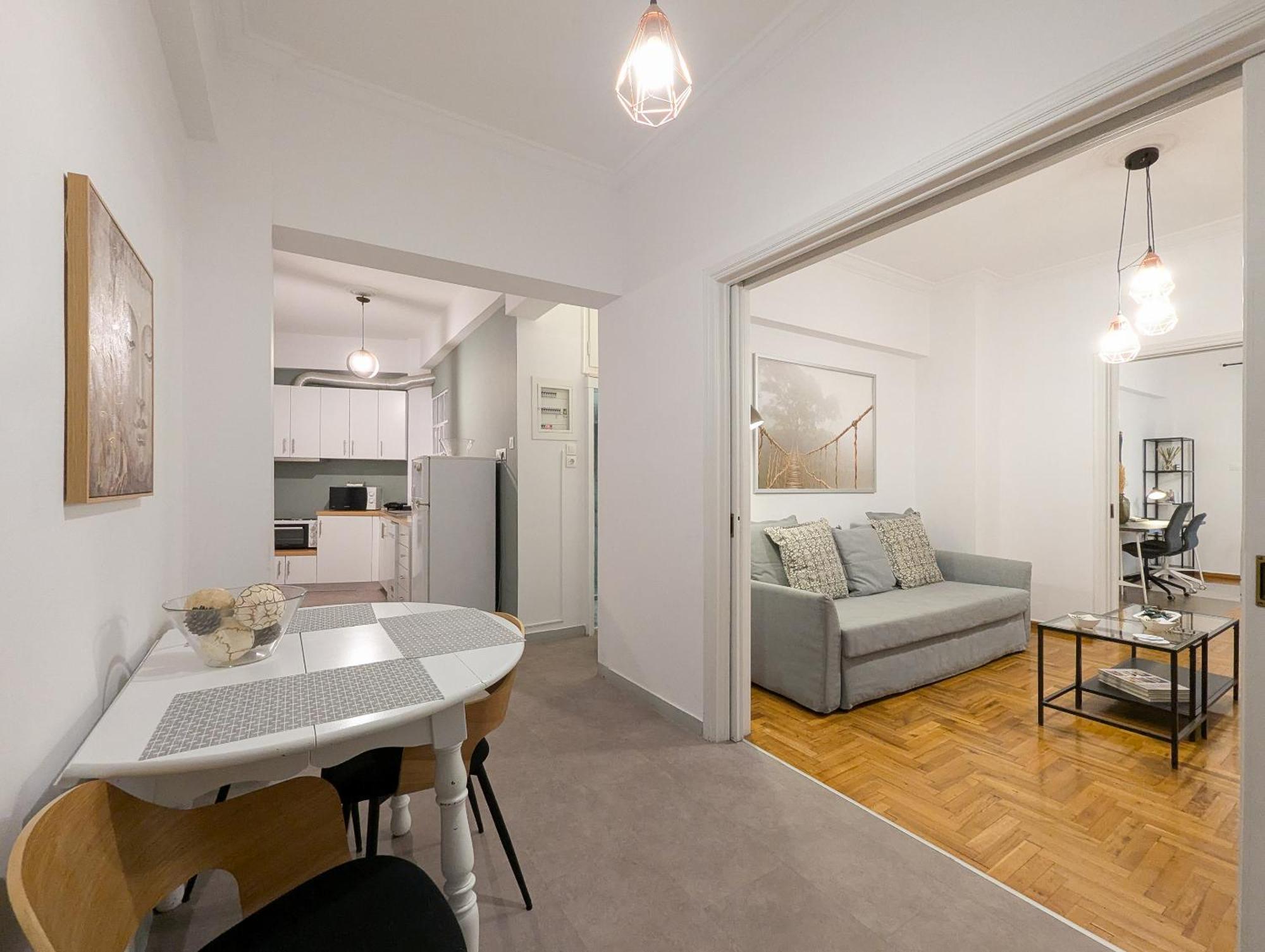 Spacious Apt For 5 Guests Next To Acropolis&Metro أثينا المظهر الخارجي الصورة