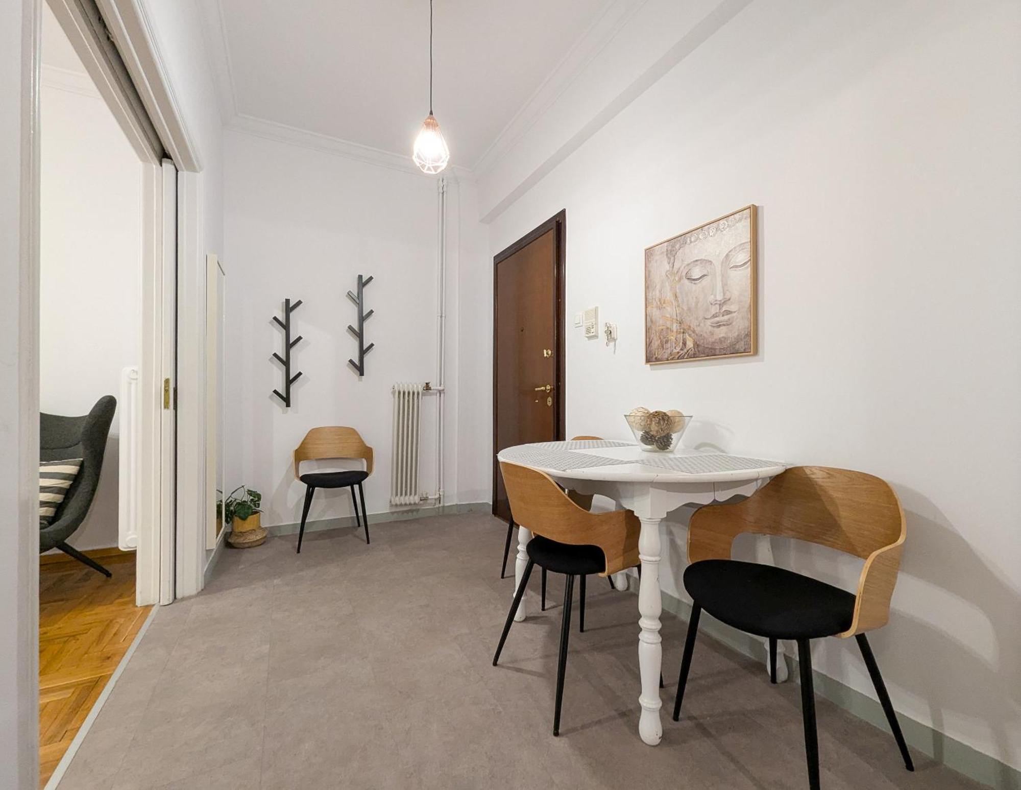 Spacious Apt For 5 Guests Next To Acropolis&Metro أثينا المظهر الخارجي الصورة
